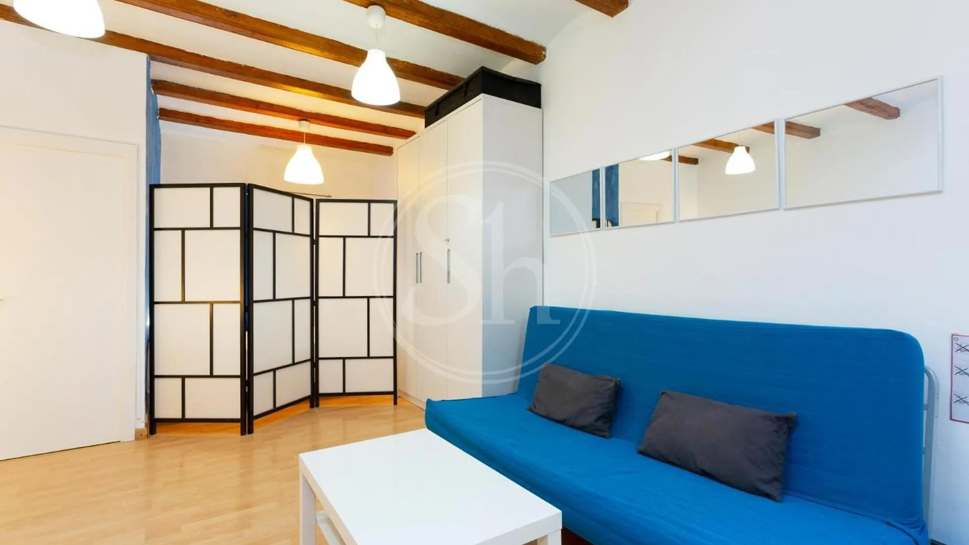 Loft En Gracia Con Terraza Apartment Barcelona 0*,  Spain